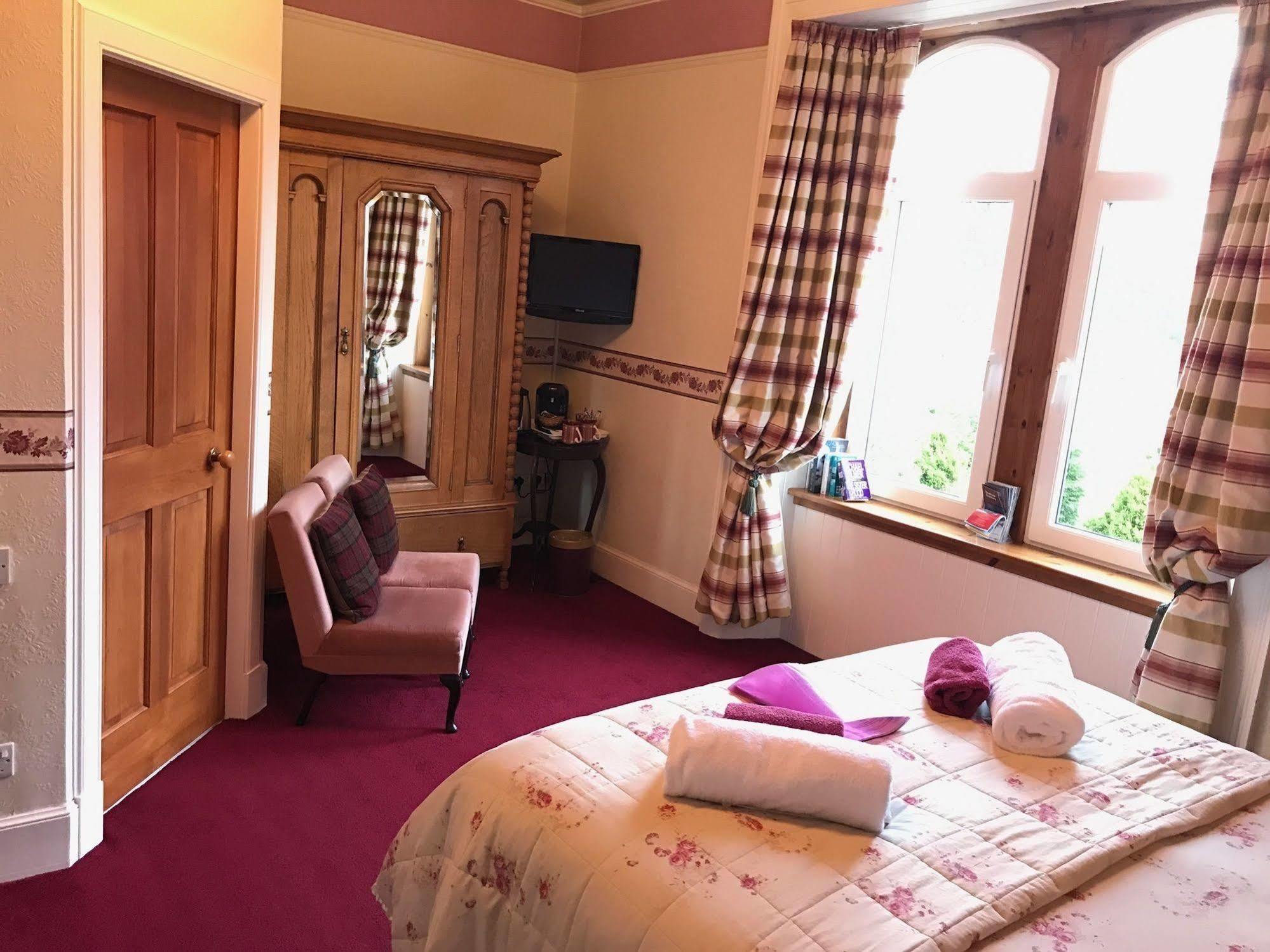 Rossmor Bed & Breakfast Grantown-on-Spey Eksteriør bilde