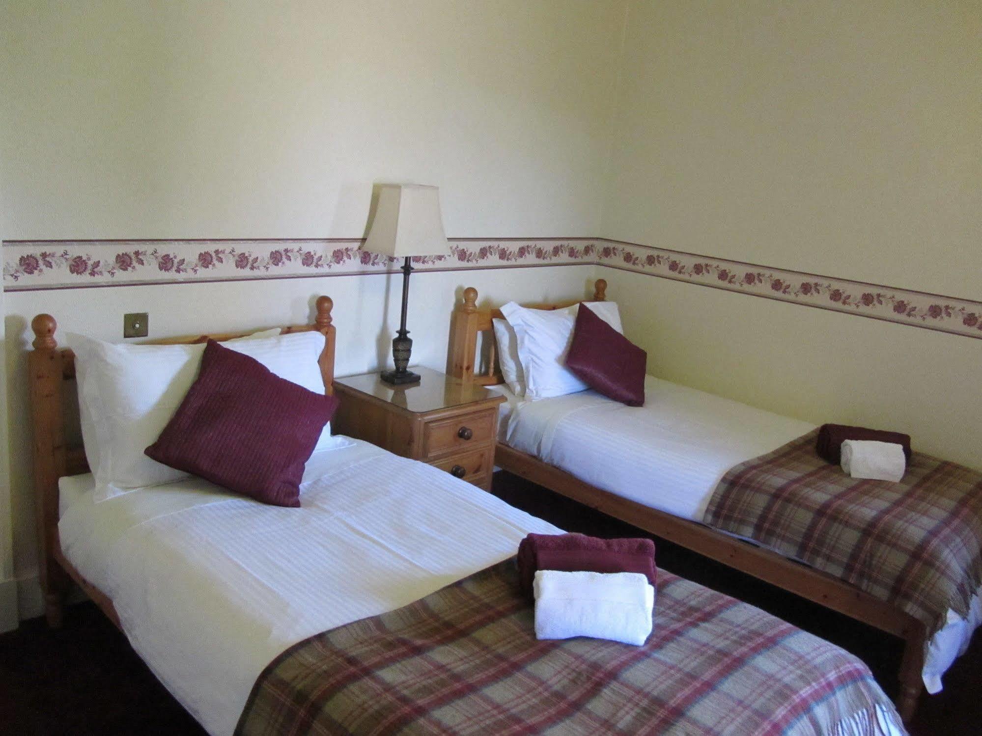 Rossmor Bed & Breakfast Grantown-on-Spey Eksteriør bilde
