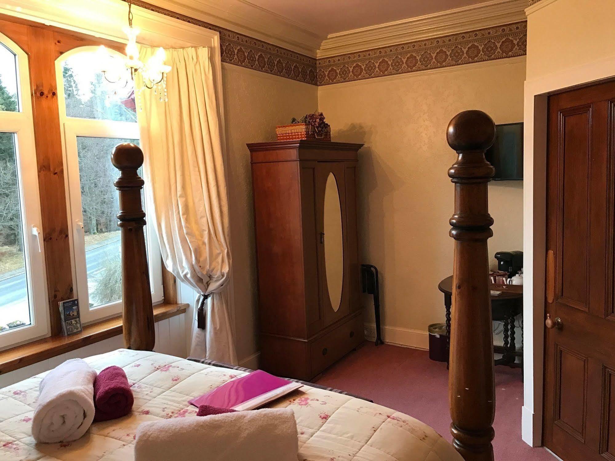 Rossmor Bed & Breakfast Grantown-on-Spey Eksteriør bilde