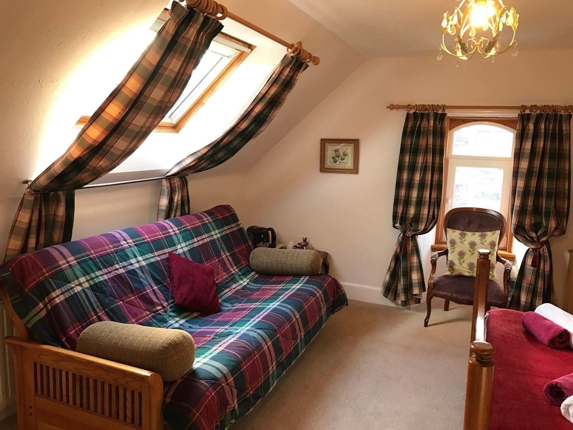 Rossmor Bed & Breakfast Grantown-on-Spey Eksteriør bilde