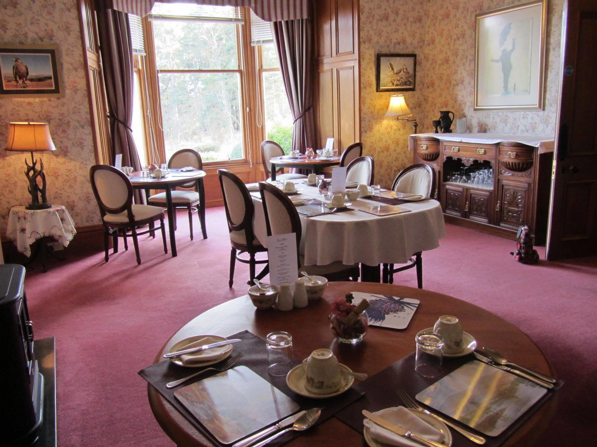Rossmor Bed & Breakfast Grantown-on-Spey Eksteriør bilde