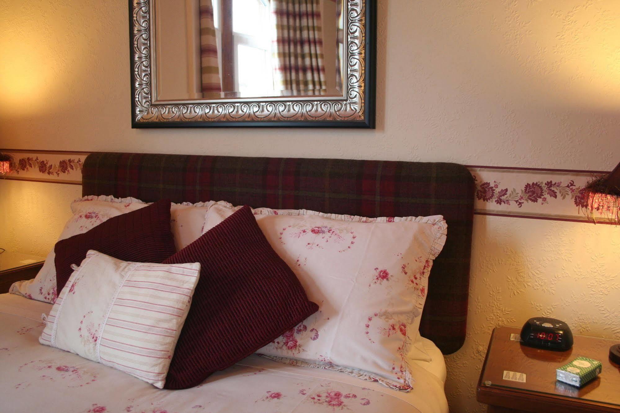 Rossmor Bed & Breakfast Grantown-on-Spey Eksteriør bilde